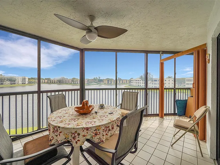 7250 Fairfax Dr #302 — Photo 3