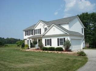 18611 Auburn Glen Dr, Chagrin Falls, OH 44023