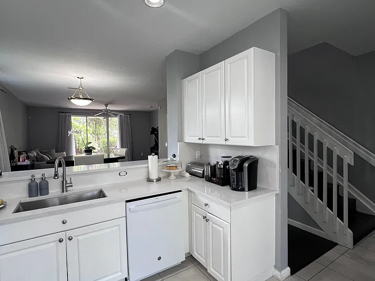681 NW 42nd Ave — Photo 1