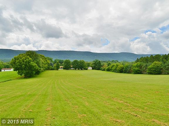Huge Back Yard!