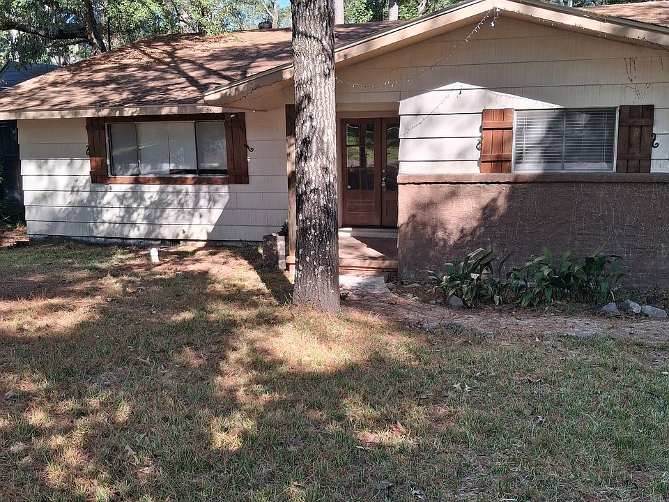 1st image of 156 Chippewa Cir