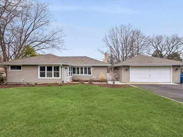 1335 S Villa Ave, Villa Park, IL 60181
