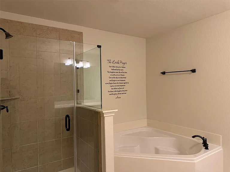 21102 Echo Manor Dr — Photo 10