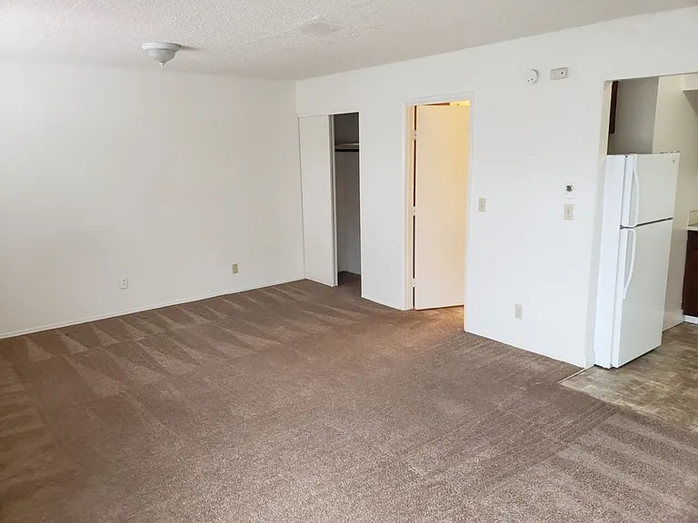 2507 E Mill Plain Blvd — Photo 12