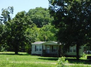 187 S Fork Rd, Whitleyville, TN 38588