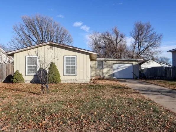 1106 N Pierce St, Lexington, NE 68850