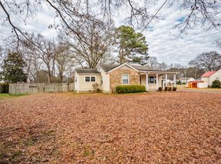 201 East St, Batesville, MS 38606