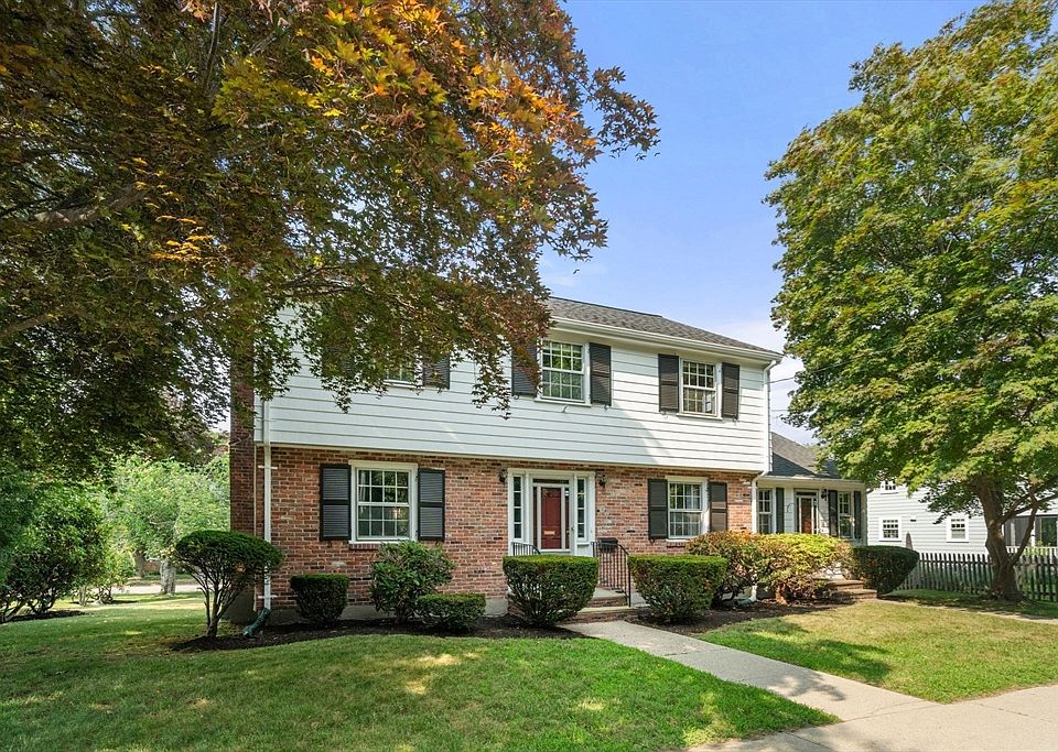 1st image of 40 Cape Cod Ln