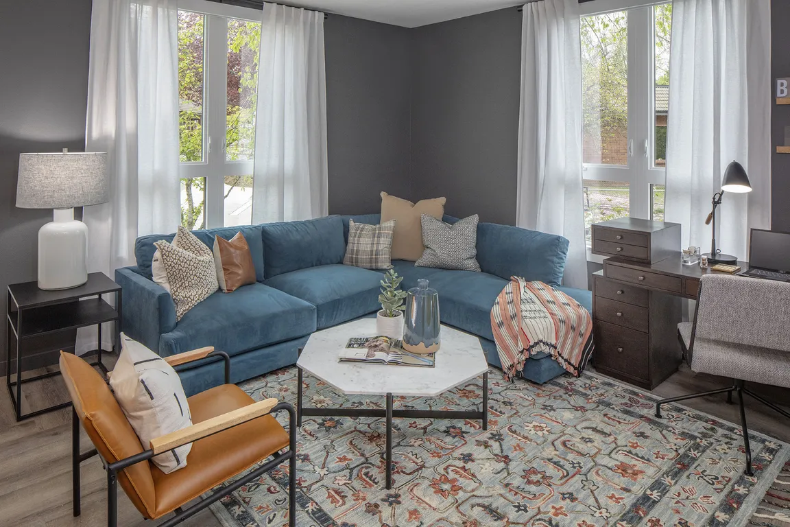 Mercato Grove apartments community photo