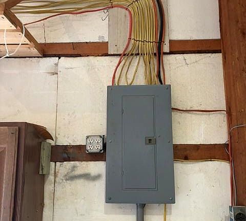 4th image of 605 High St