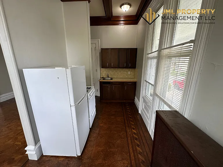 163 Winter St #2 — Photo 3