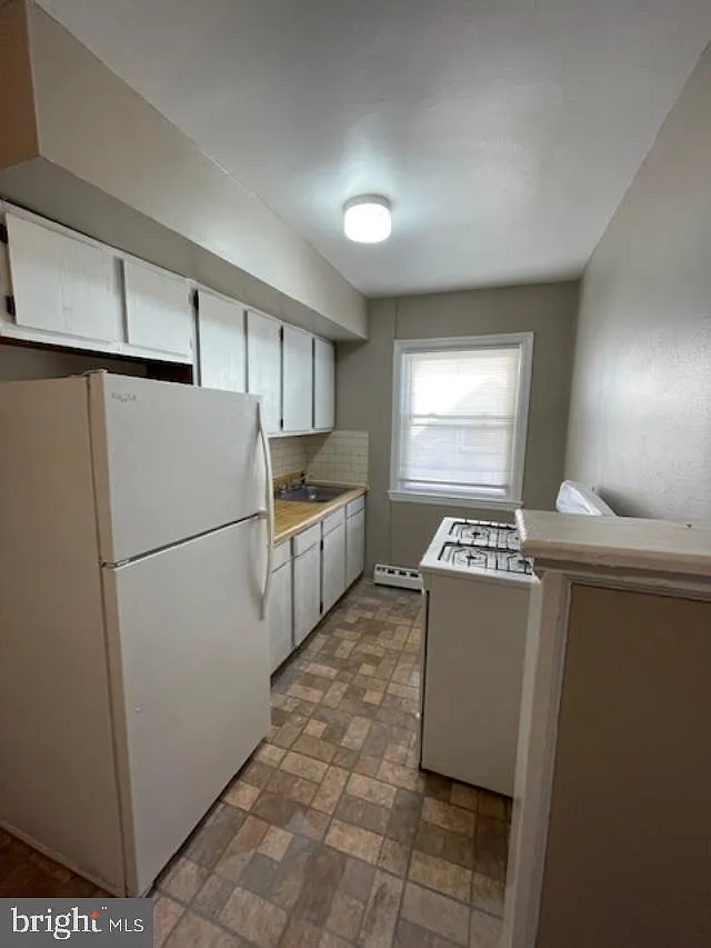 1 bed, 1.0 bath, 2688 sqft, $1,500 — Photo 2