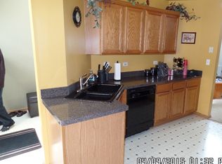 1026 Essington Ln, Romeoville, IL 60446