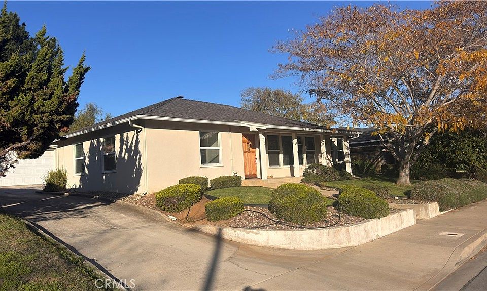 1st image of 372 Cerro Romauldo Ave