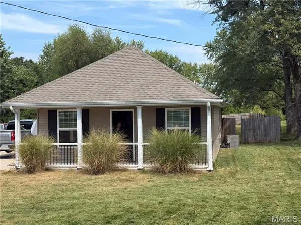 249 E Booneslick Rd, Jonesburg, MO 63351