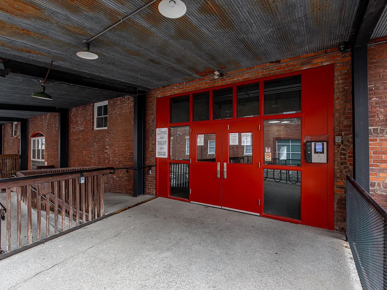 222 Bolivar St — Photo 4