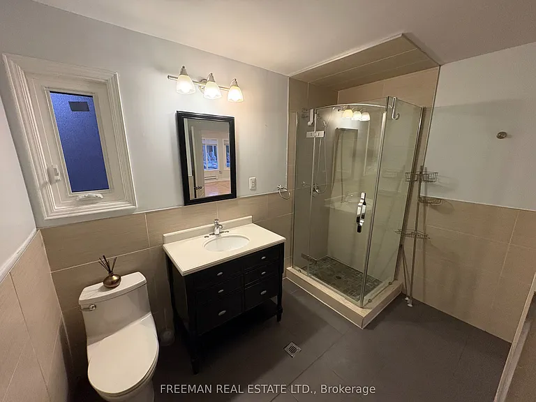 72 Vermont Ave #MAIN — Photo 6