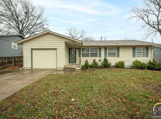 1558 SW Belle Ave, Topeka, KS 66604