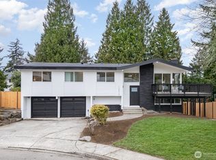 12210 SE 64th Pl, Bellevue, WA