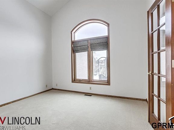 4th image of 5401 Bridle Ln