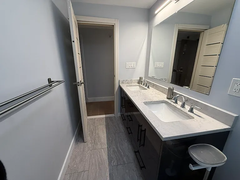 25 Berkshire Dr — Photo 16