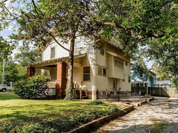 3742 E Central Ave, Wichita, KS 67208