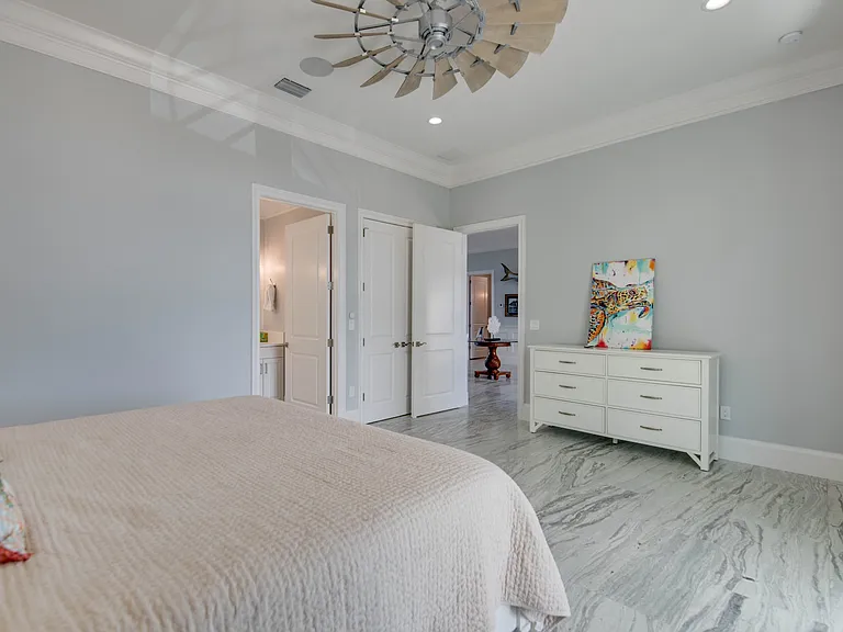 528 Bay Shore Dr — Photo 33