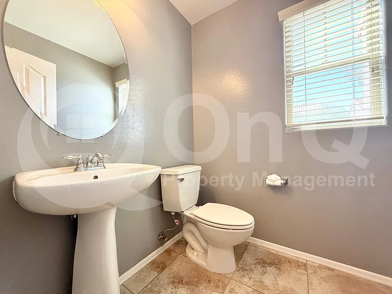 1911 S Tucana Ln — Photo 17