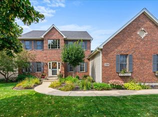 1500 Sandpiper Ln, Woodstock, IL 60098