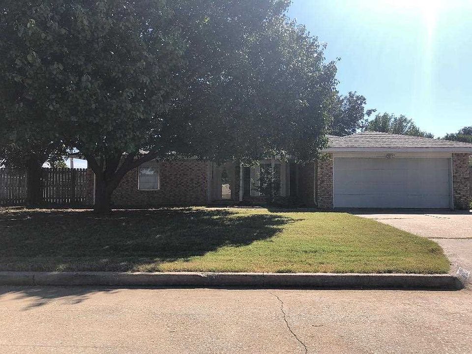 1st image of 6702 NW Westaire Cir