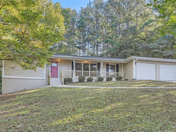 443 Creekwood Pass, Dallas, GA 30157