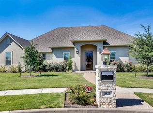 1021 Charing Cross Dr, Woodway, TX 76712