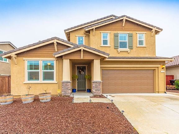 2nd image of 7024 Sandwich Pl