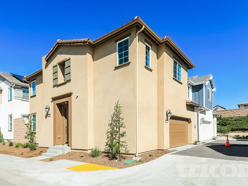 1st image of 31586 Dwight Dr