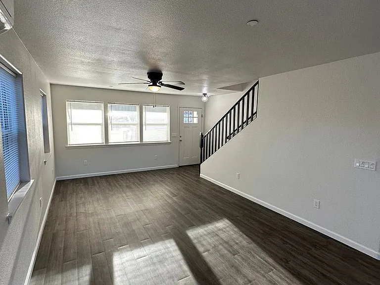 1321 Palm Ave #B — Photo 5