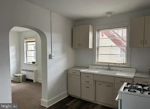 2 bed, 10668 sqft, $1,800 — Photo 2