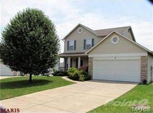 8 Orangewood Ct, O'Fallon, MO 63368