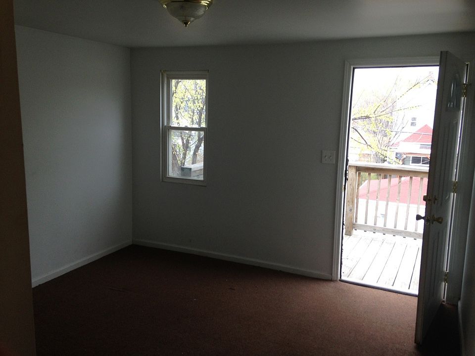 2nd image of 3011 N Kedzie Ave APT 2