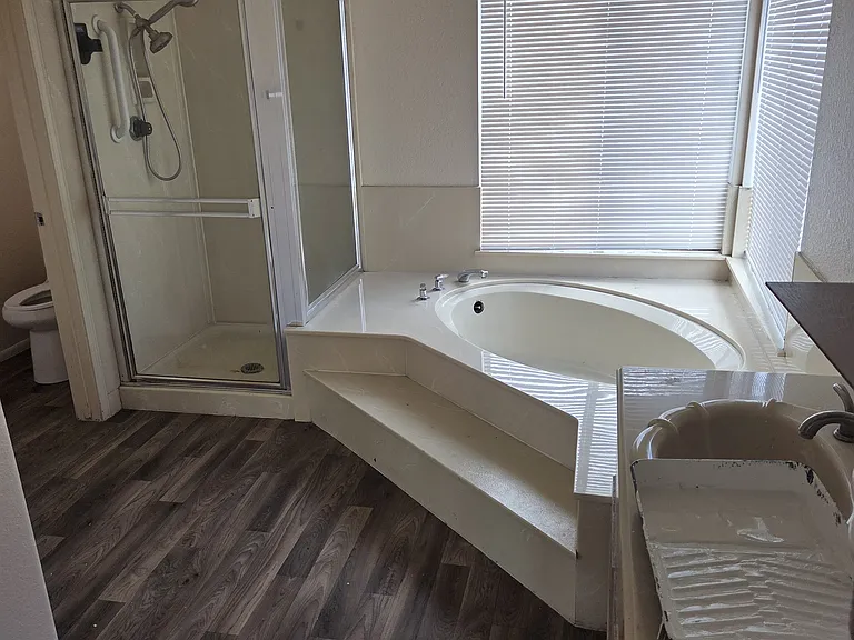 10480 Brookmead Dr — Photo 22
