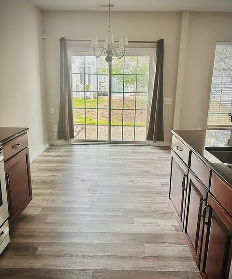 9813 Carson Whitley Ave — Photo 11