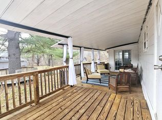 1 Pines Lodge Park, Williamstown, MA 01267