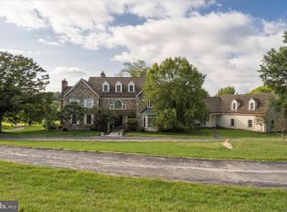 4159 White Horse Rd, Malvern, PA 19355