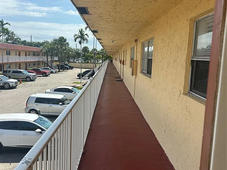 850 E Commercial Blvd #212B — Photo 9