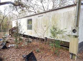 5585 S Hilltop Rd, Homosassa, FL 34446