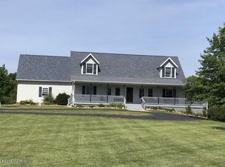 8712 Huckleberry Rd, Berrien Center, MI 49102