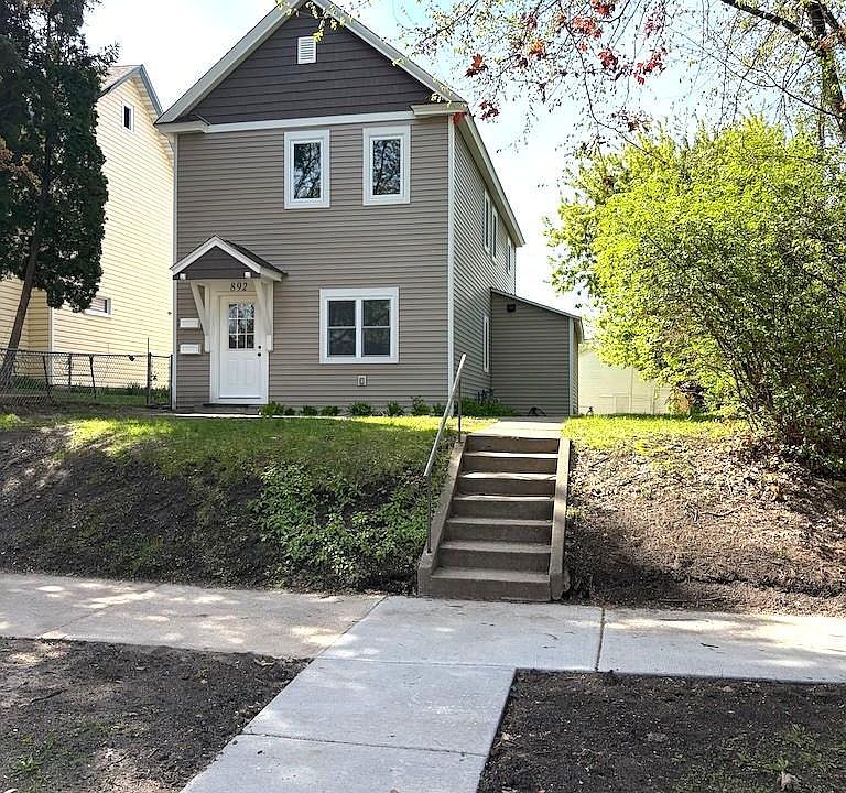 1st image of 892 4th St E