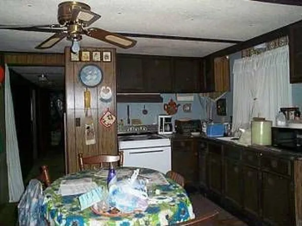 2860 W O'W Rd, Randleman, NC 27317