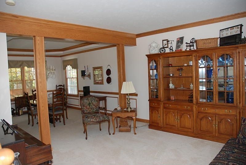 1st image of 3158 Oakwood Trl