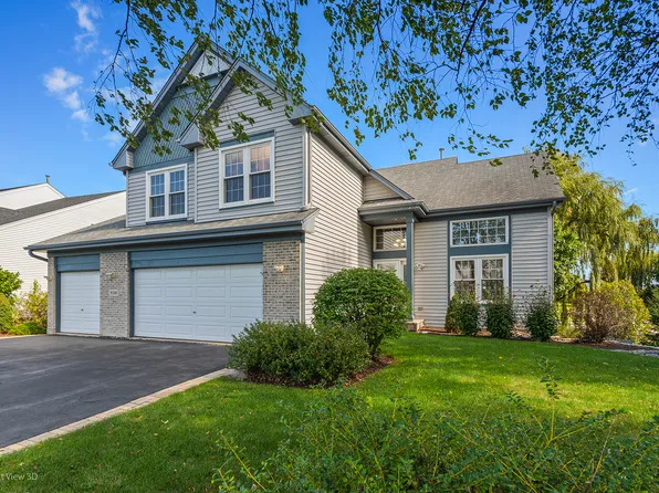 1098 Cormar Dr, Lake Zurich, IL 60047