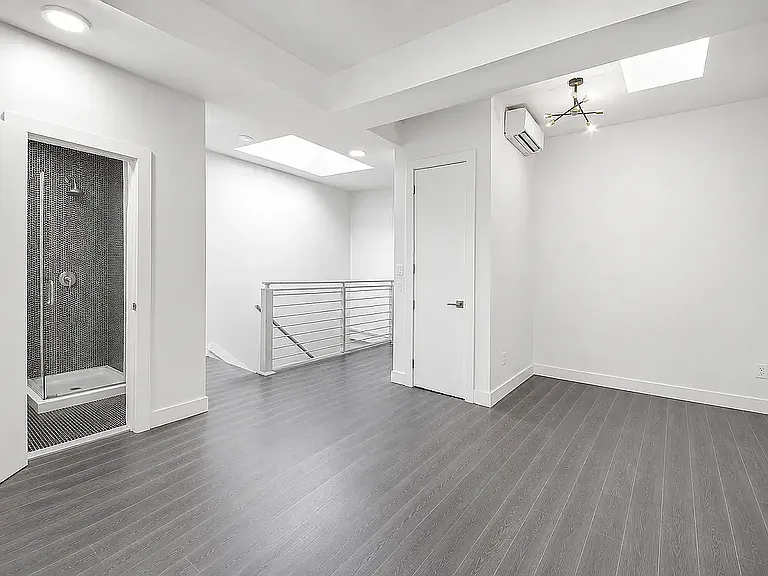 418 Rogers Ave #9 — Photo 5
